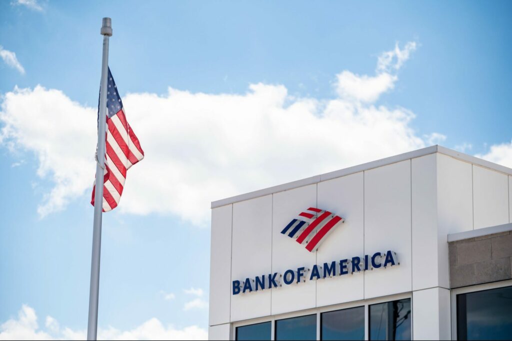 لماذا الاستثمار أسهم شركة Bank of America Corp؟