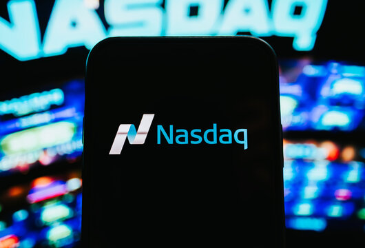 مزايا الاستثمار في مؤشر الأسهم الأمريكي Nasdaq: دربك نحو التفوق المالي