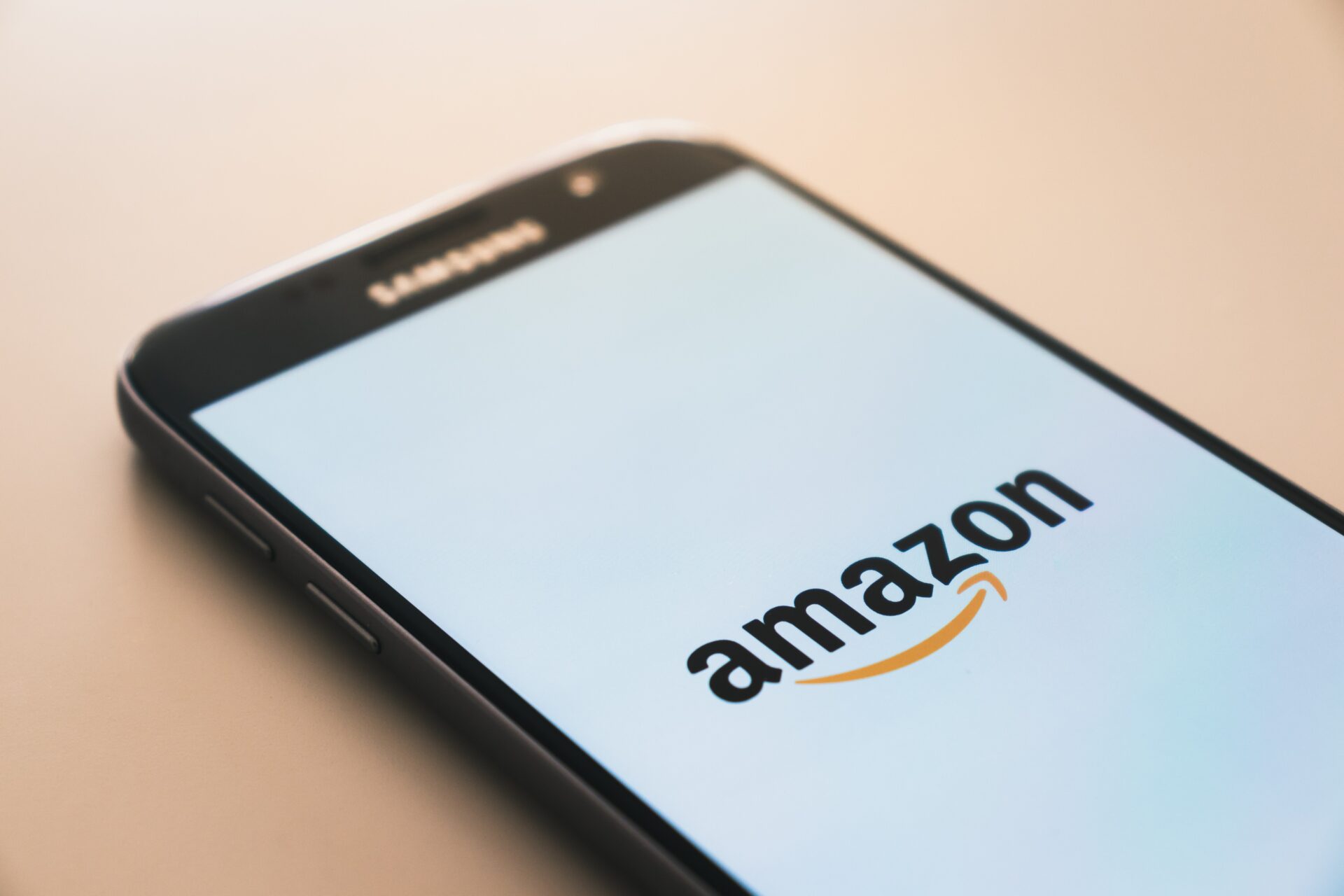5 خطوات بسيطة للبدء في الاستثمار بسهم شركة Amazon Inc الأمريكي