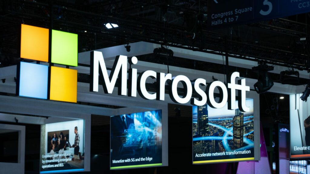 استراتيجيات الاستثمار في سهم شركة Microsoft Corp الأمريكي