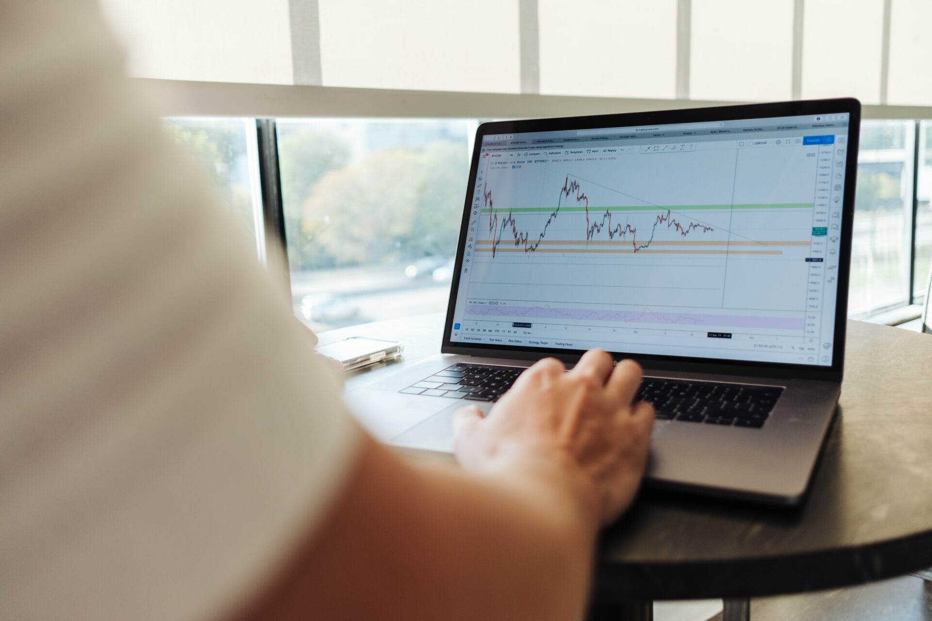 تعلم كيفية الاستثمار في سوق الأسهم الأمريكي خطوةً بخطوة