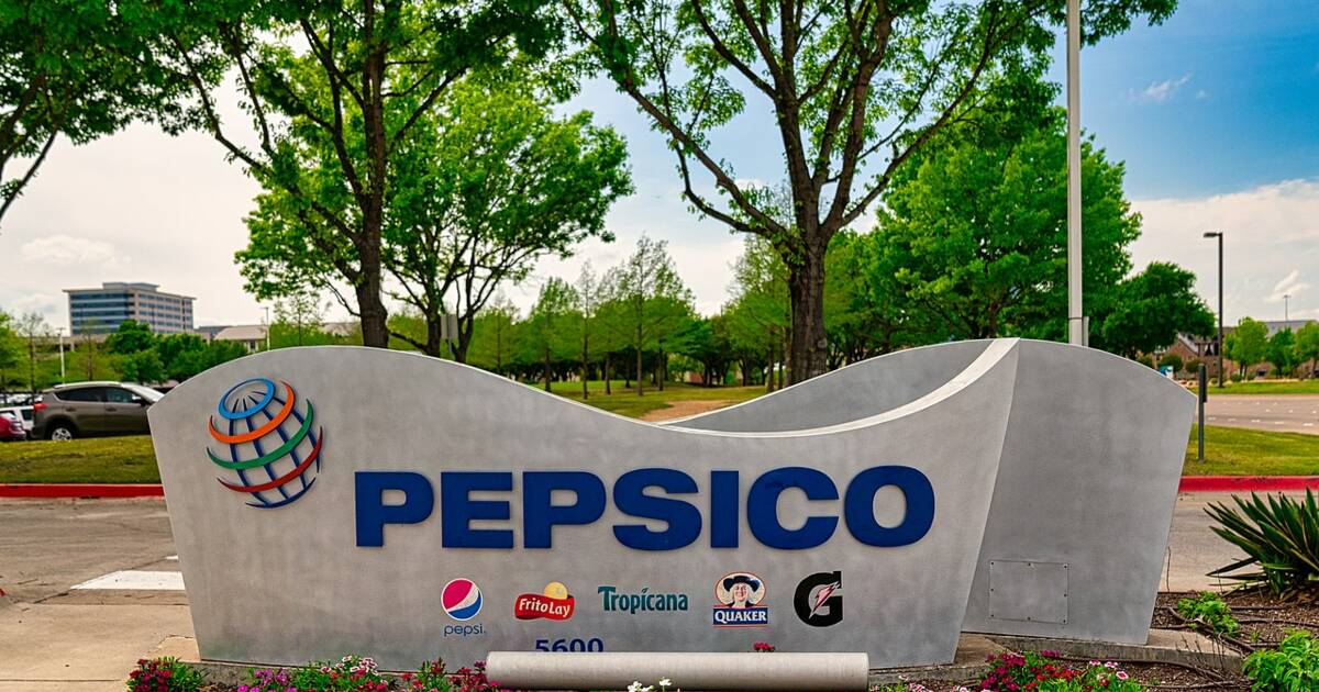  كيف تستثمر في سهم شركة Pepsico Inc الأمريكي