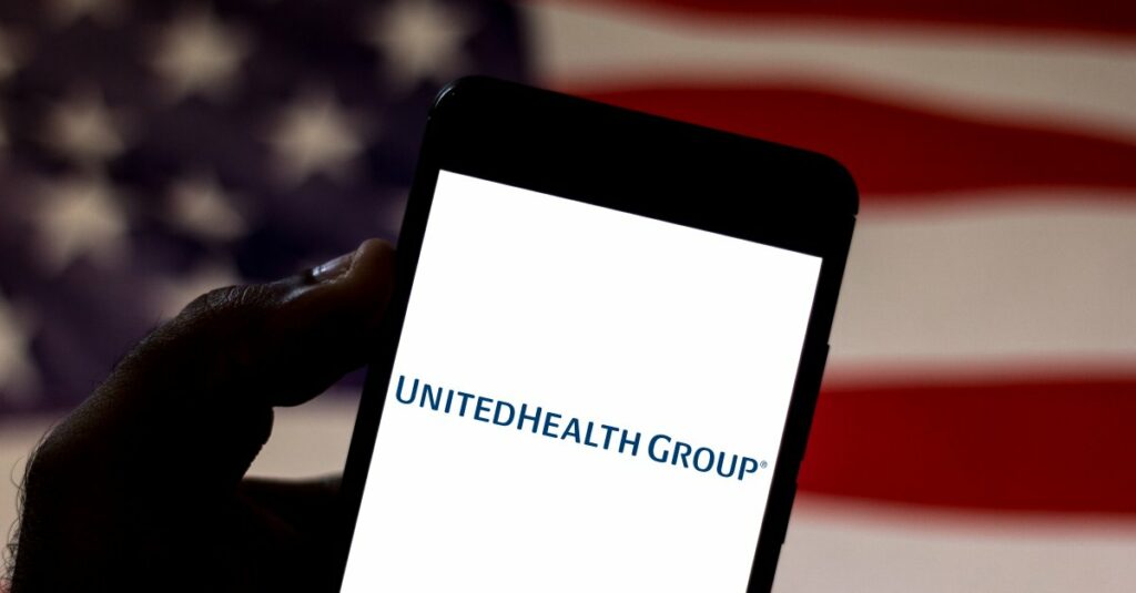 كيفية الاستثمار في سهم شركة Unitedhealth Group الأمريكي