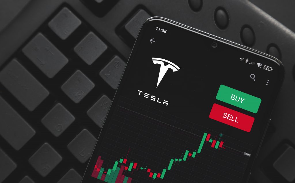 2: التحضير للاستثمار في سهم شركة Tesla الأمريكي