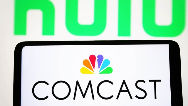 كيف تستثمر في سهم شركة Comcast Corp Class A