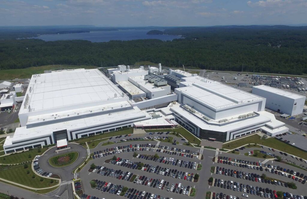 خطوات شراء أسهم GlobalFoundries Inc