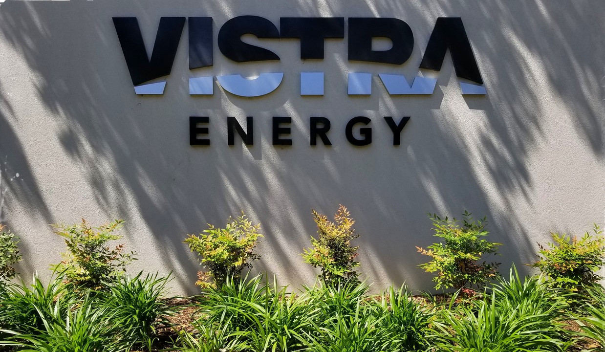 كيف تستثمر في سهم Vistra Corp: دليل خطوة بخطوة للمستثمرين الجدد