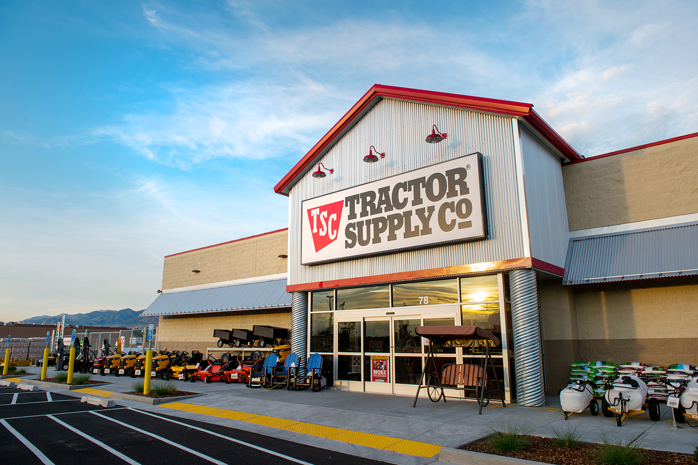 كبف تستثمر في سهم شركة Tractor Supply Co وتحقق عوائد مرتفعة
