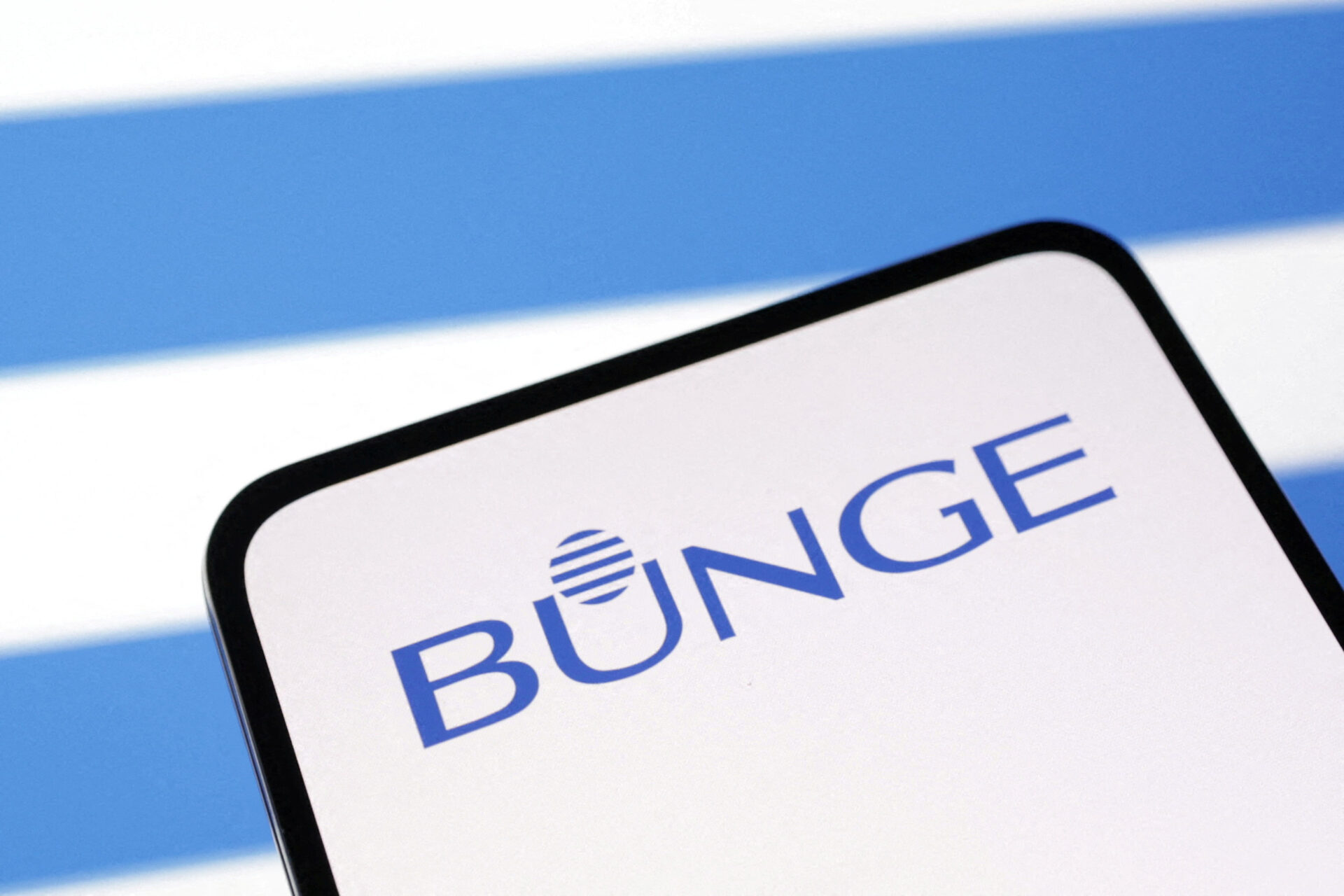 استثمر في سهم شركة Bunge بخطوات بسيطة مع فولو ماي تريد