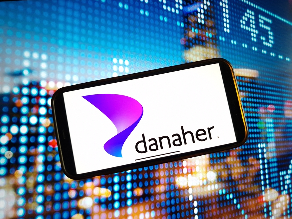 دليل شامل للاستثمار في سهم شركة Danaher