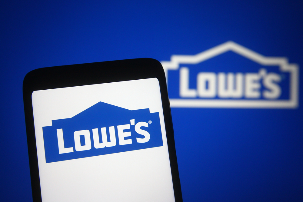 كيف تستثمر في سهم شركة Lowe’s – دليل شامل للمبتدئين