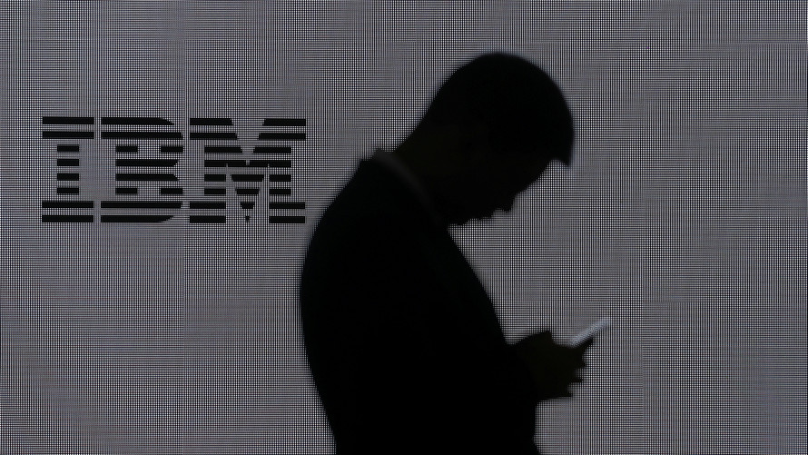 كيف تستثمر في أسهم شركة International Business Machines الدولية (IBM) – دليل شامل