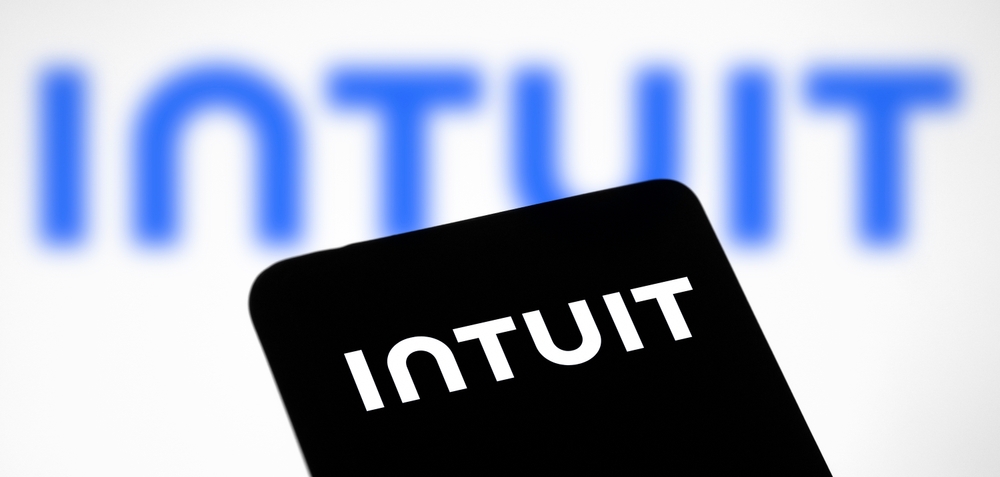 6 خطوات سهلة للاستثمار في سهم شركة Intuit بنجاح