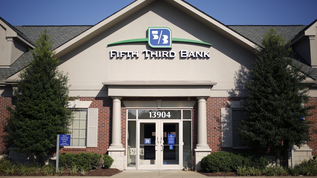 دليلك الشامل للاستثمار في سهم شركة Fifth Third Bancorp