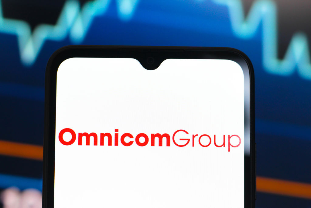 استثمر في سهم شركة Omnicom بـ 8 خطوات ناجحة وبسيطة