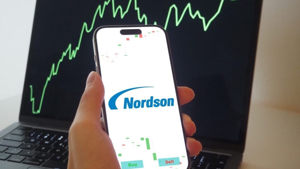 سهم Nordson