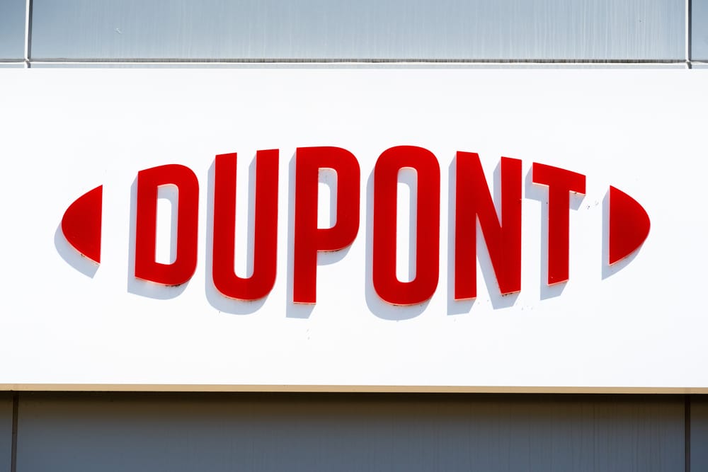 سهم DuPont de Nemours
